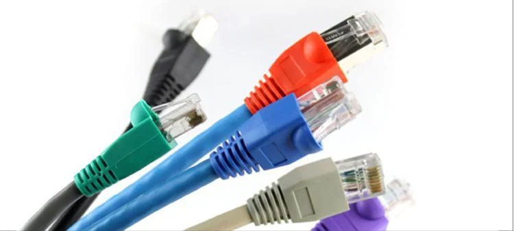 Plastsprutningsmaskin med patchkabel, injektionsmaskin med patchkabel, tillverkningsmaskin för patchkabel.