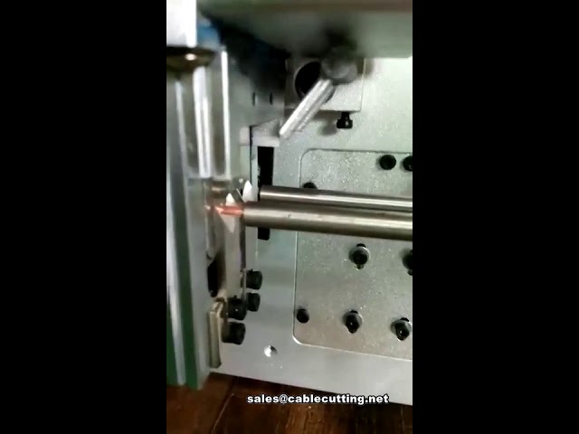 Automatic copper wire cutting and stripping machine