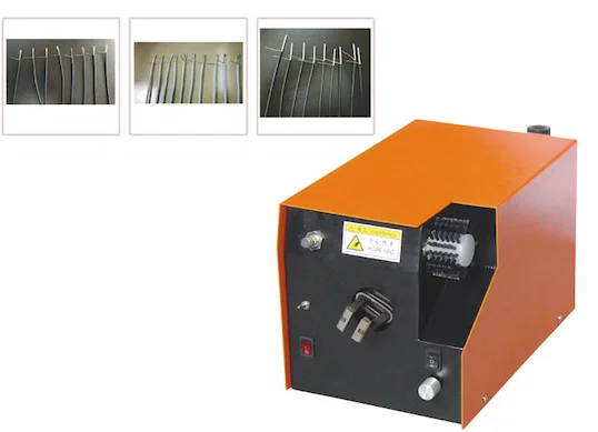 Kabel Skärm Brush Tvinningsmaskin WPM-03B - Halvautomatisk stålborstmaskin